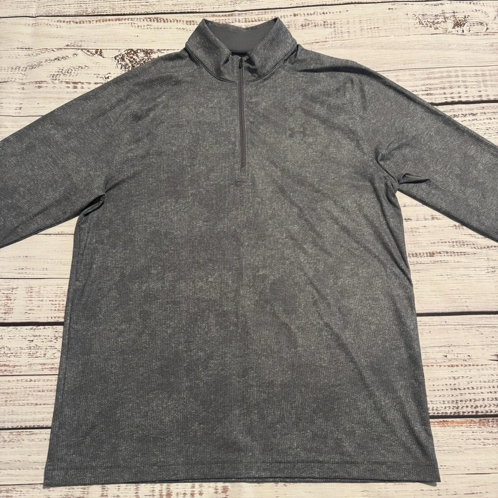 Under Armour 1/2 Half Zip Long Sleeve Gray Pullover Men's Size Medium‎